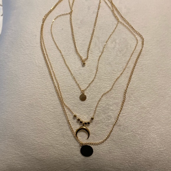 4 Layer Necklace - Picture 3 of 3